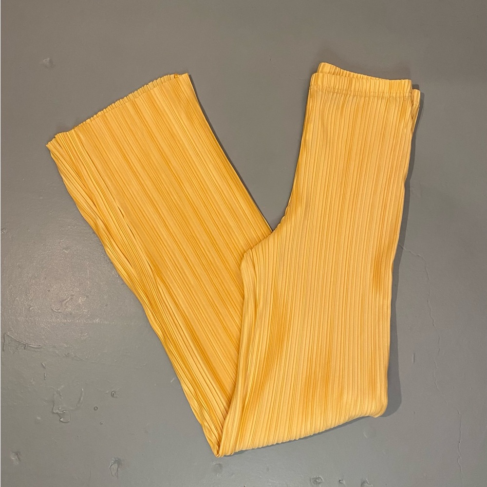 Pleated Orange Lightweight Pants